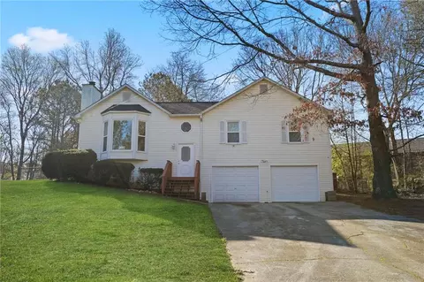 226 Sweetwater Ln, Powder Springs, GA 30127