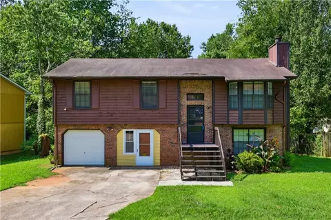 5602 St Thomas Dr, Lithonia, GA 30058