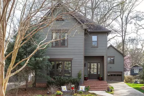 139 Candler Oaks Ln, Decatur, GA 30030