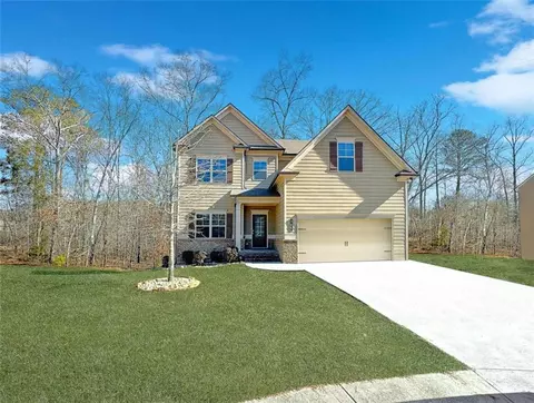 920 Blackberry Trl, Loganville, GA 30052