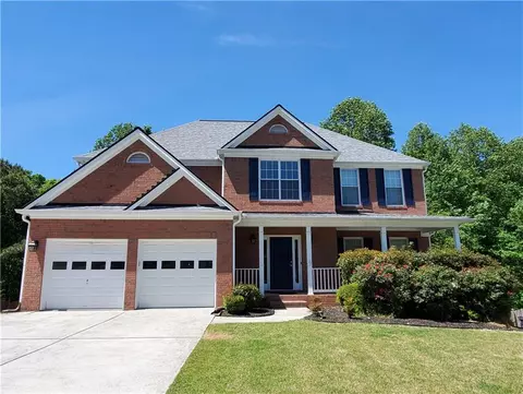 1027 Quiet Waters Ln, Lawrenceville, GA 30045