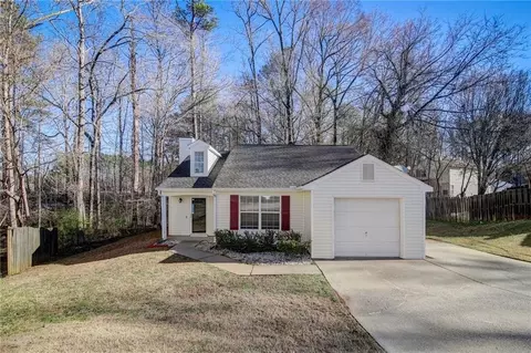 6005 Park Wood Ct, Austell, GA 30106