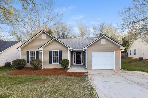 978 Maple Leaf Rdg, Jonesboro, GA 30238