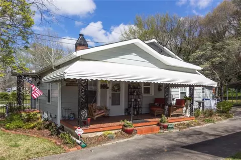 54 E Stephens St E, Winder, GA 30680 photo 2