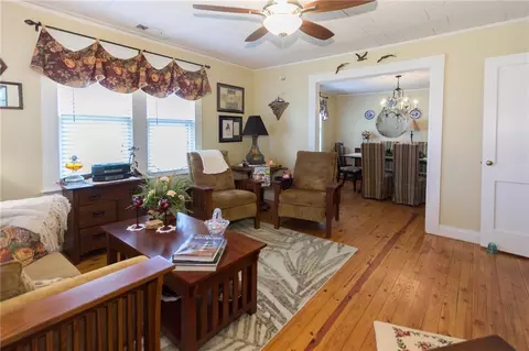 54 E Stephens St E, Winder, GA 30680 photo 29