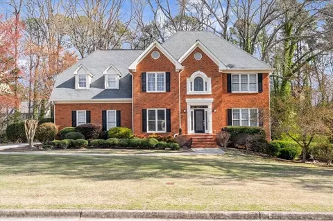 1333 Orleans Ct, Grayson, GA 30017