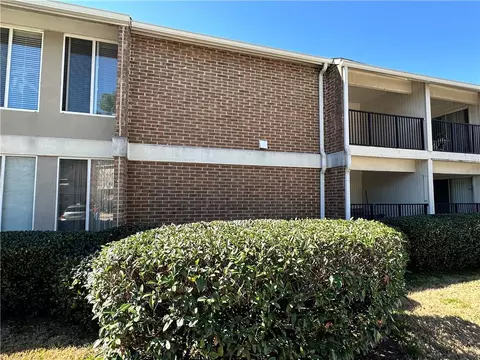 Exterior - 3301 Henderson Mill Rd #D6, Chamblee, GA 30341 photo 3 of 5