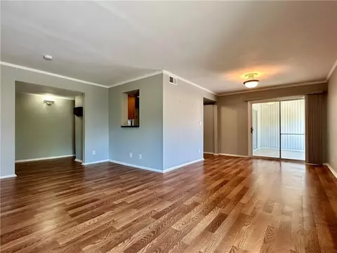 Living - 3301 Henderson Mill Rd #D6, Chamblee, GA 30341 photo 1 of 1