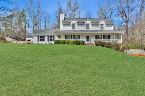 610 Pine Lake Dr, Cumming, GA 30040