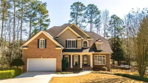 2430 Shoreline Pkwy, Villa Rica, GA 30180