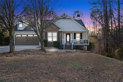 725 Henderson Mountain Rd, Jasper, GA 30143