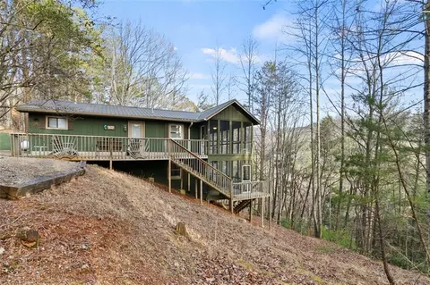 184 Laurel Ridge Dr, Ellijay, GA 30540