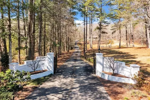 4495 Moon Station Ln NW, Acworth, GA 30101