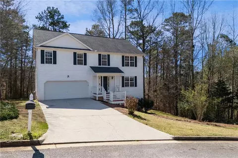 3520 Laurel Springs Cv, Villa Rica, GA 30180