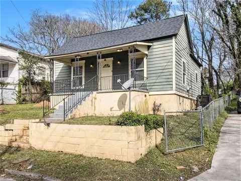33 SE Park Ave, Atlanta, GA 30315
