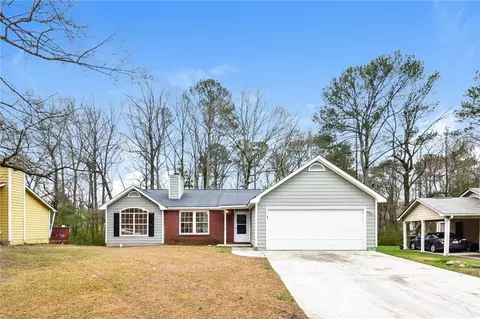 6485 Emerald Pointe Cir, Atlanta, GA 30349