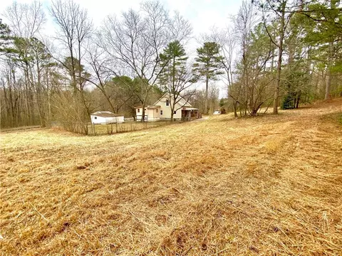 202 Arthur Rd, Cisco, GA 30708 photo 3