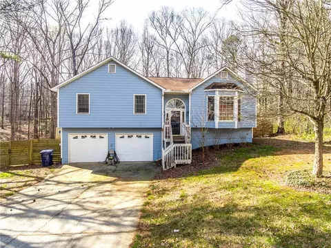 246 Indian Trail Dr, Powder Springs, GA 30127