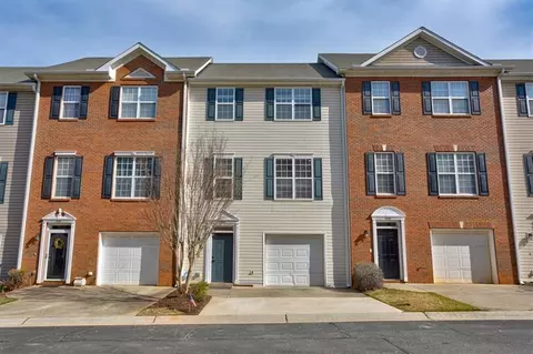 5395 Fox Creek Ln, Norcross, GA 30071
