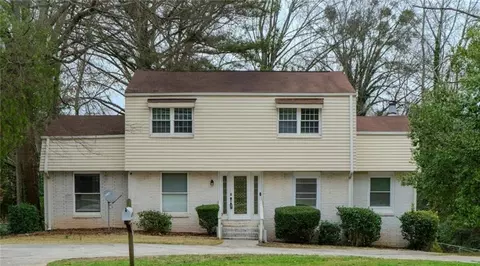 6376 Maddox Rd, Morrow, GA 30260