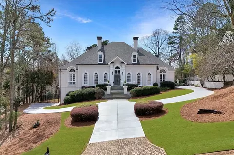 8953 Old Southwick Pass, Alpharetta, GA 30022