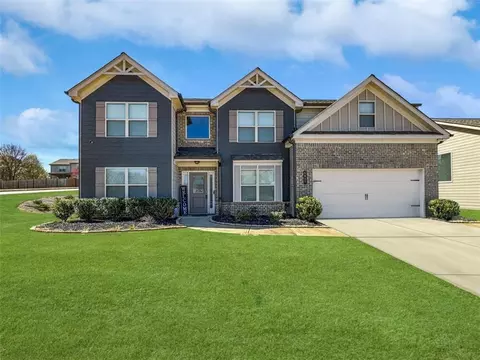 5827 Park Pt, Flowery Branch, GA 30542