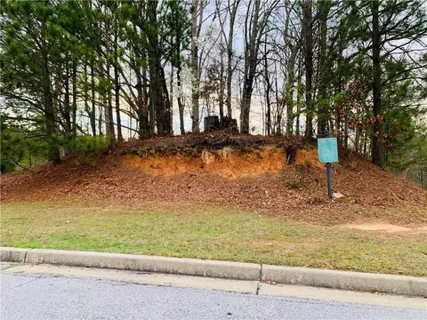 1069 Concerto Ct, Fairburn, GA 30213