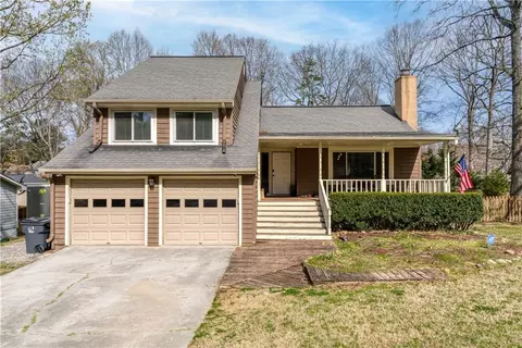 682 Saddlewood Dr, Lawrenceville, GA 30043