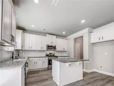 5636 Valley Loop, Fairburn, GA 30213 photo 10