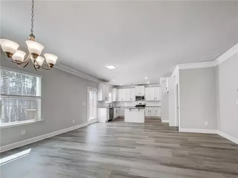 5636 Valley Loop, Fairburn, GA 30213 photo 9