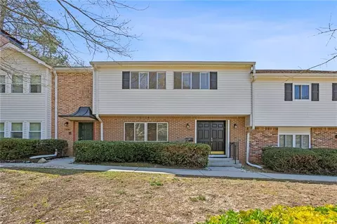 7302 Cardigan Cir, Atlanta, GA 30328