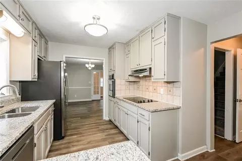 376 Buckingham Dr, Covington, GA 30016 photo 8