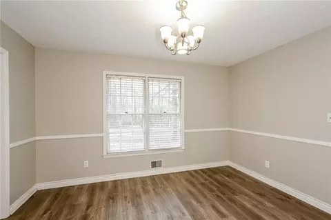 376 Buckingham Dr, Covington, GA 30016 photo 6