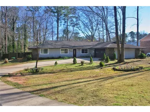 733 Omaha Dr, Norcross, GA 30093