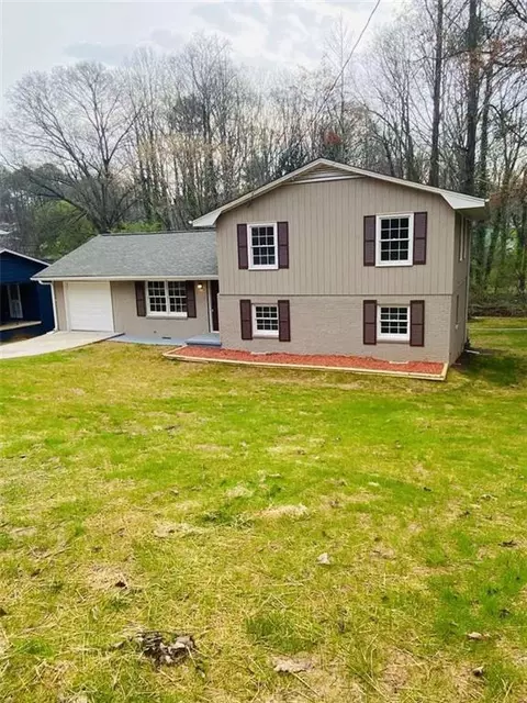 2074 Bluffton Way, Decatur, GA 30035