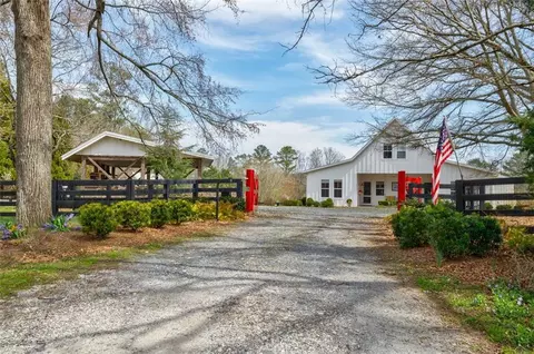 1661 Old Jones Rd, Alpharetta, GA 30004