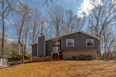 5195 Forest Mist Dr SE, Smyrna, GA 30082
