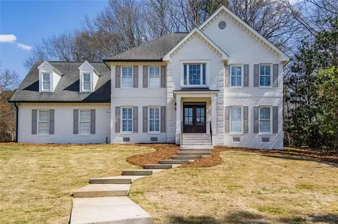 2 Vinings Dr, Rome, GA 30161
