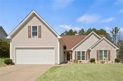 4298 Duncan Ives Dr, Buford, GA 30519