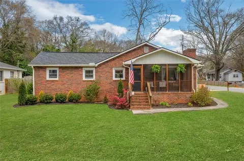 395 Edwards Dr NE, Marietta, GA 30060