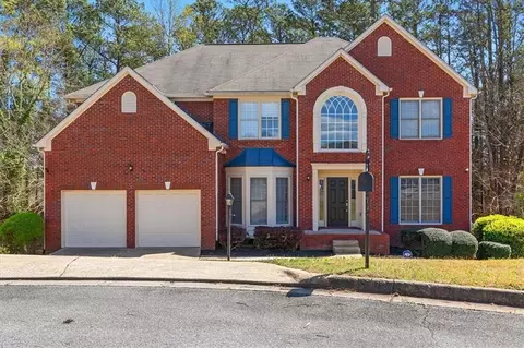 324 Nesbin Ct NE, Kennesaw, GA 30144