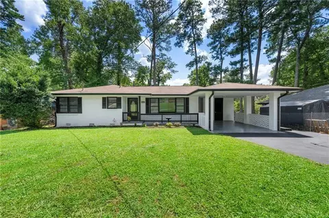 2318 Green Forrest Dr, Decatur, GA 30032