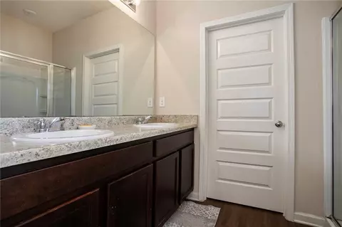 Bath - 30 Abbey Ct, Covington, GA 30016 photo 2 of 3