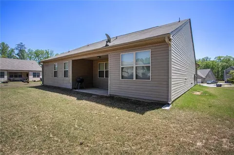 Exterior - 30 Abbey Ct, Covington, GA 30016 photo 5 of 9