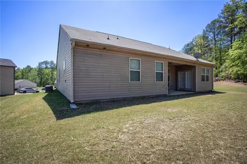 Exterior - 30 Abbey Ct, Covington, GA 30016 photo 6 of 9