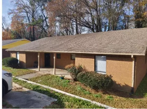 1053 Green Valley Dr, Conyers, GA 30012