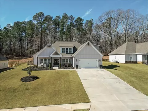 544 White Oak Way, Monroe, GA 30655