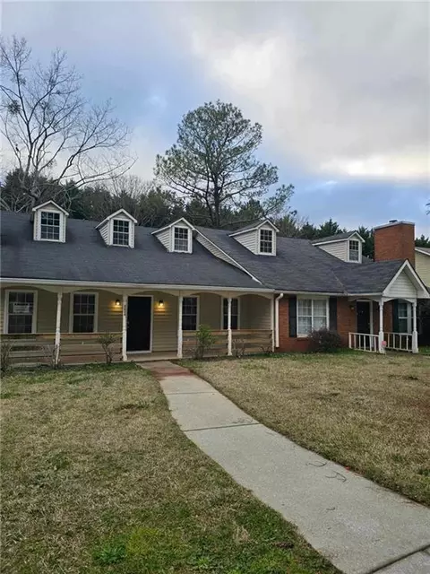 2624 Country Trce SE, Conyers, GA 30013