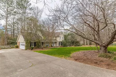 380 Stone Mill Trl, Atlanta, GA 30328