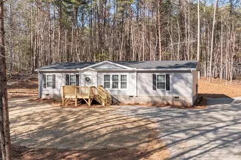 82 Gregory Dr, Jasper, GA 30143